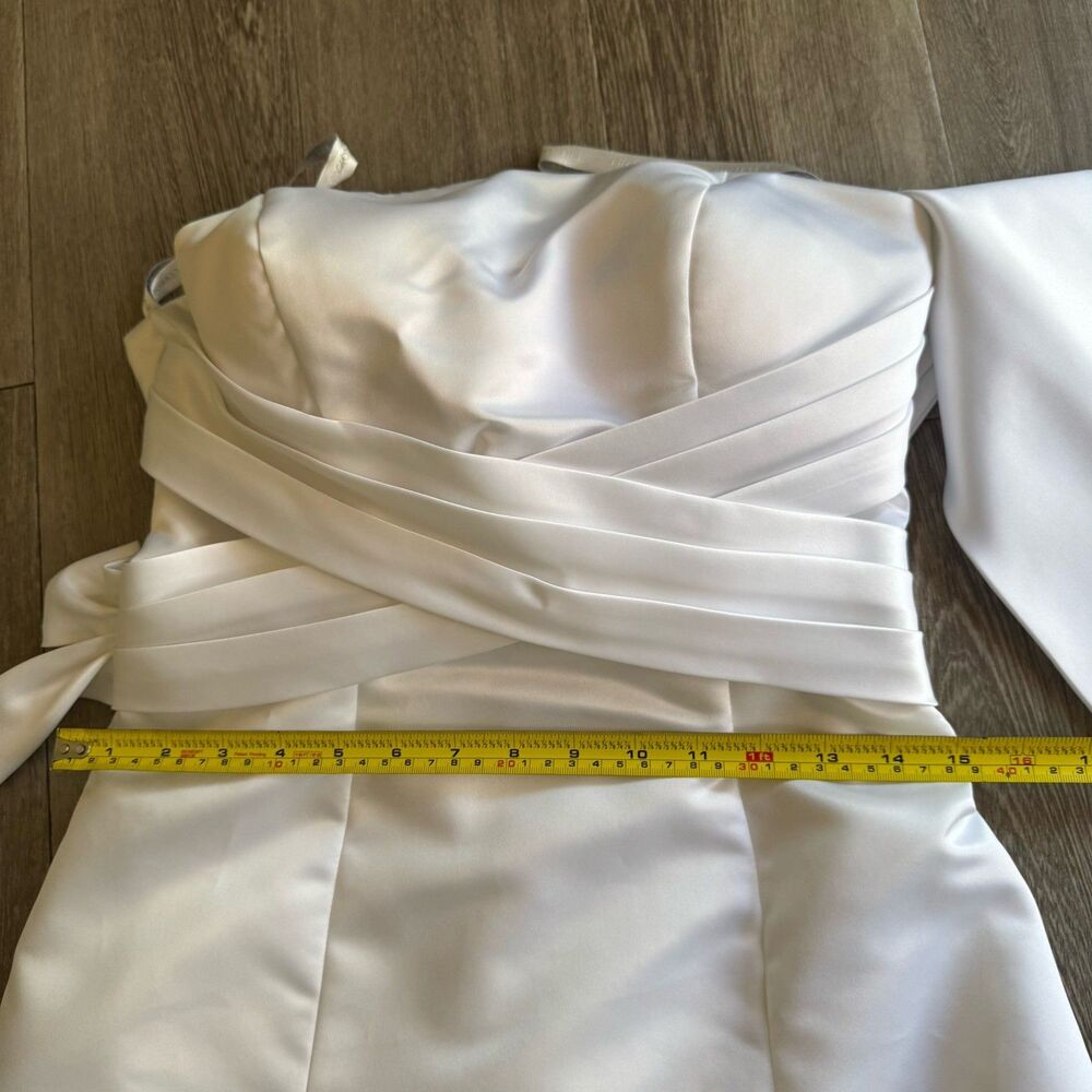 Bill Levkoff White Satin Strapless Wedding Gown Bridal Dress Bow Train Size 6 - Picture 8 of 16